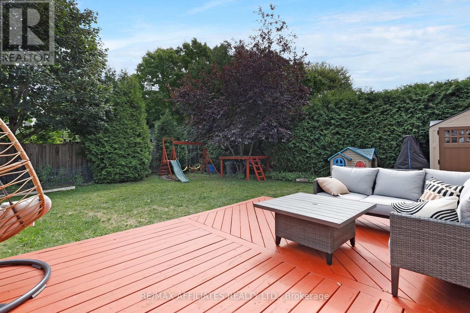 Photo 35 of 2347 Briar Hill Drive, Ottawa ON