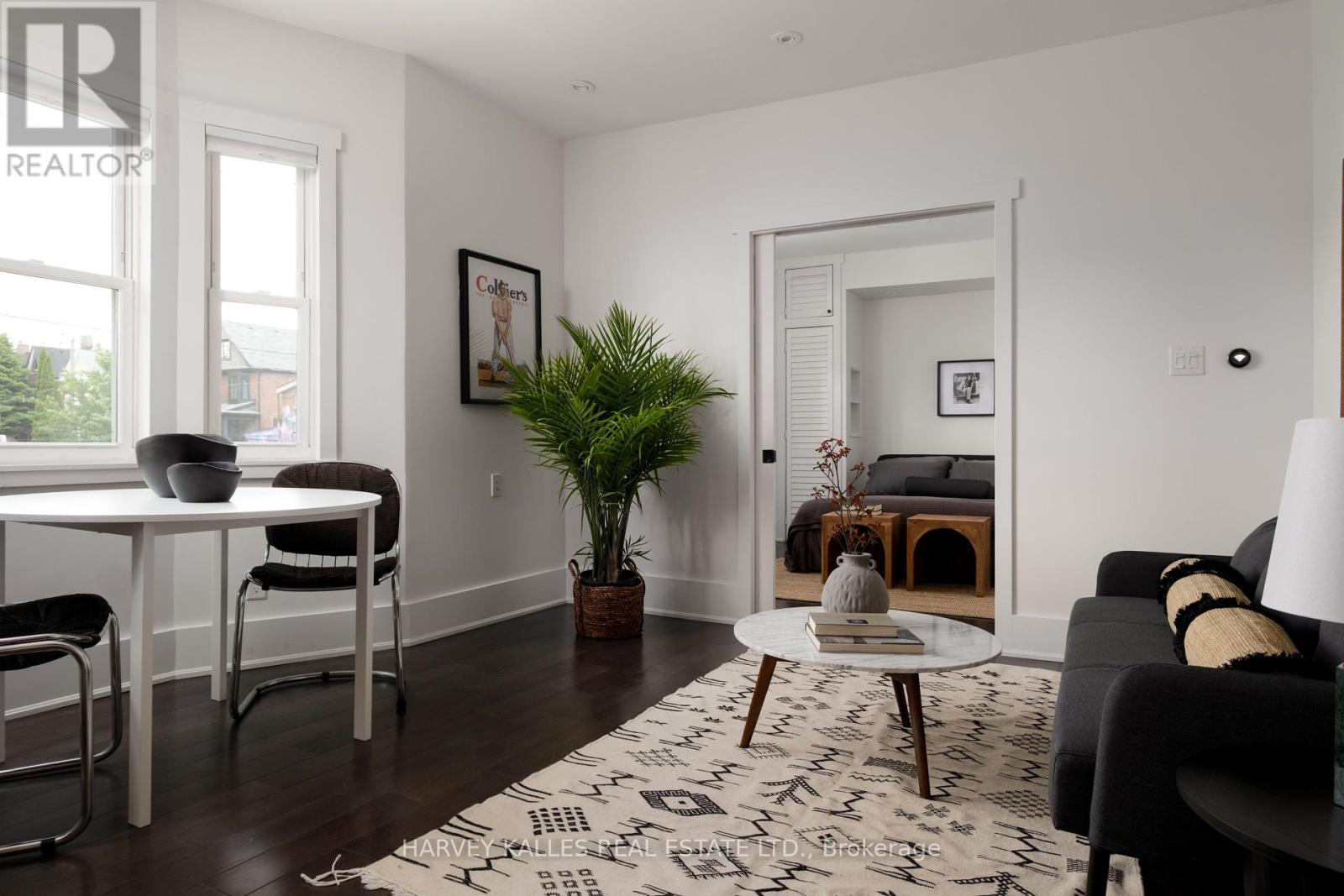 Photo 18 of 410 Roxton Road, Toronto ON