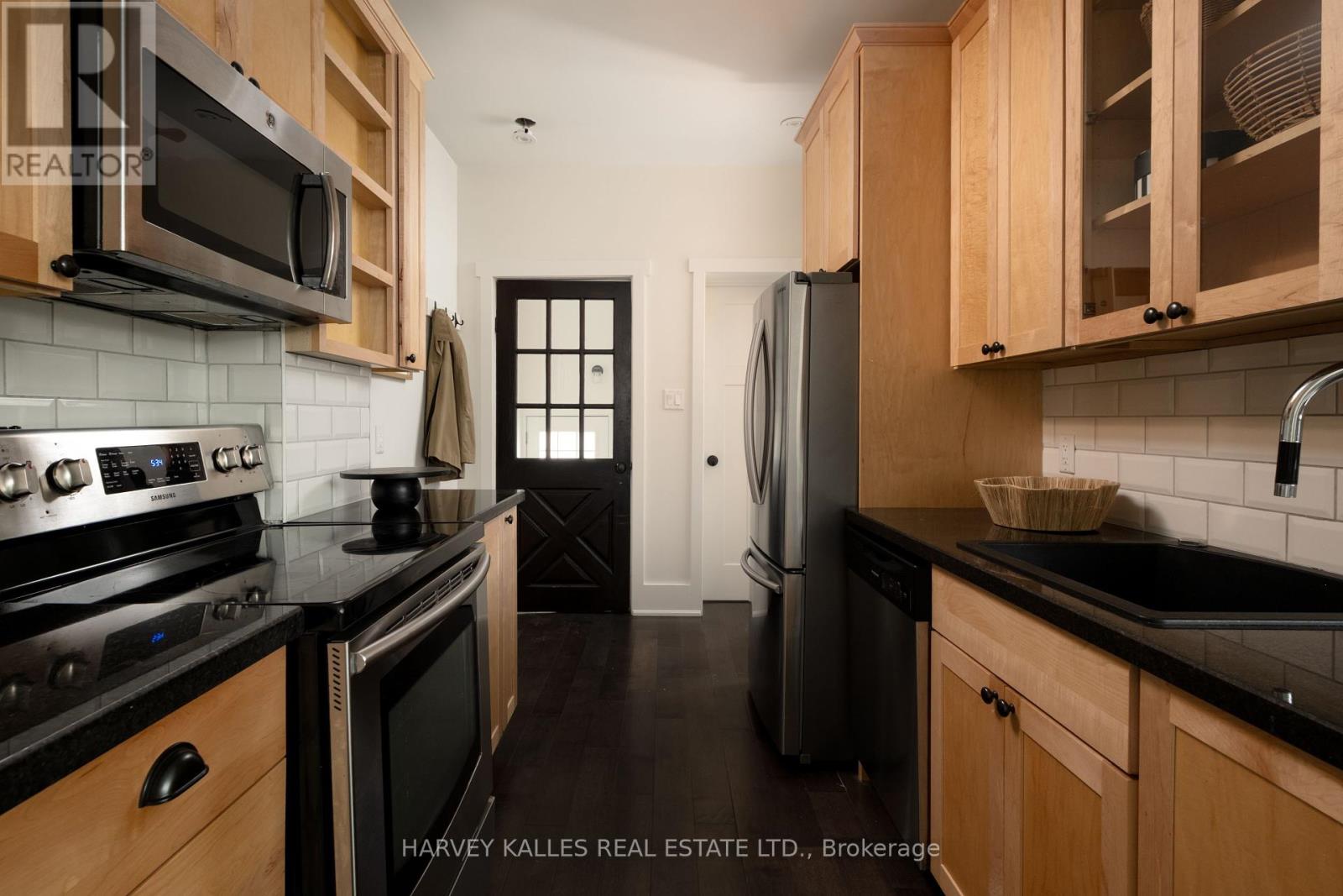 Photo 20 of 410 Roxton Road, Toronto ON