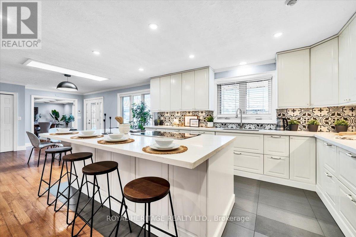 Photo 6 of 10420 Russell Road, Scugog ON