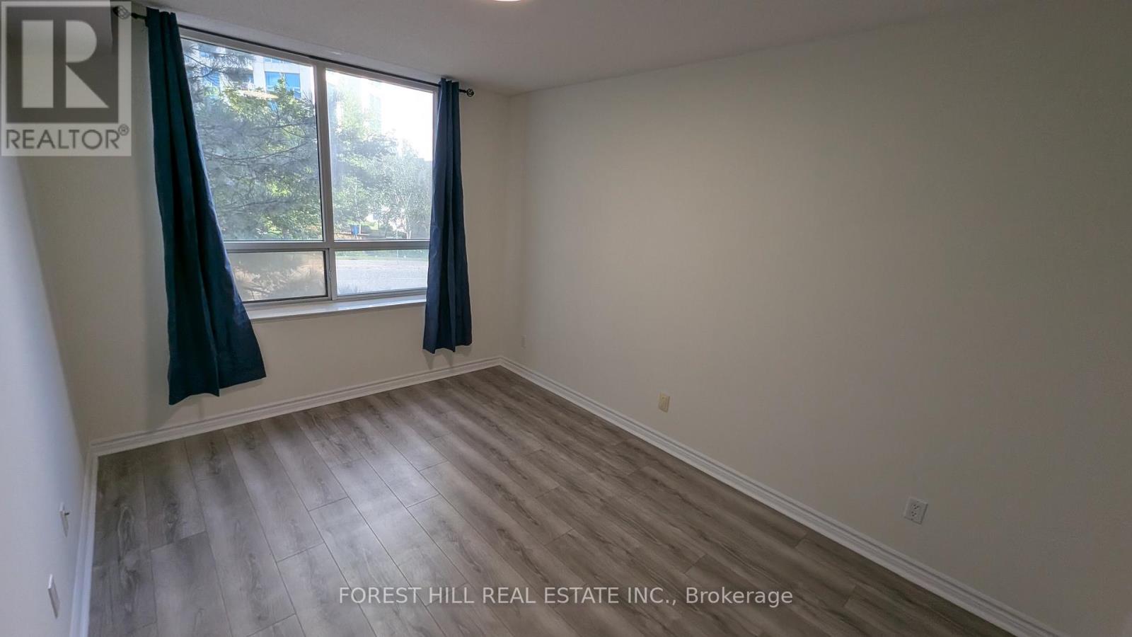 Photo 18 of 203 115 Omni Drive, Toronto ON