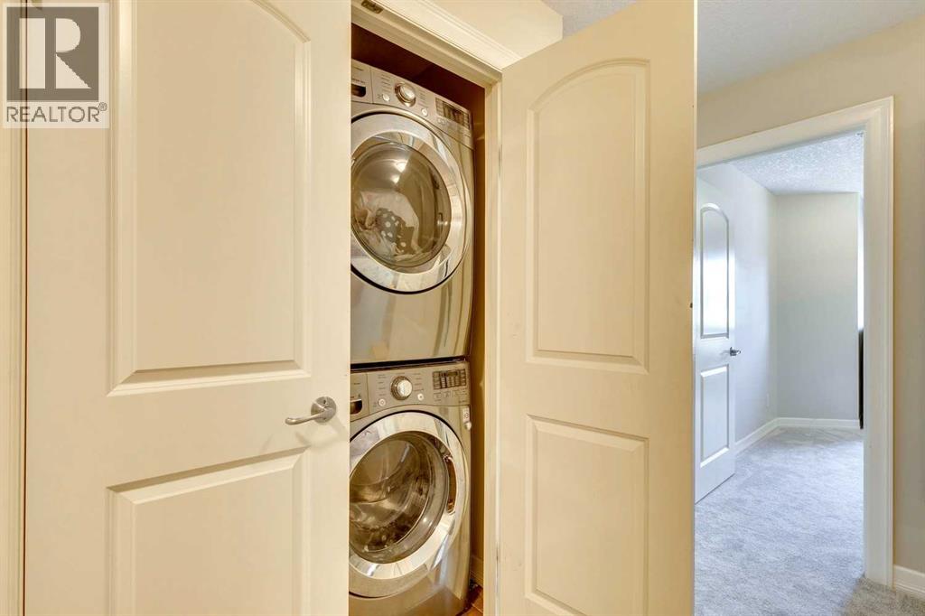 Photo 20 of 6 1729 34 Avenue Sw, Calgary AB