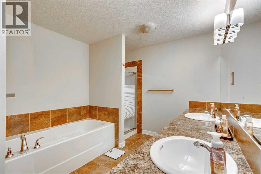 Photo 26 of 6 1729 34 Avenue Sw, Calgary AB