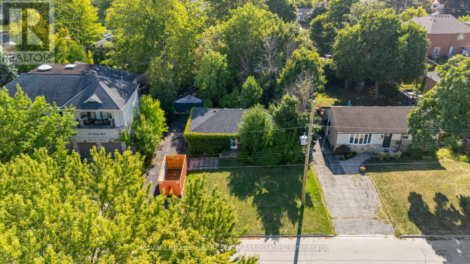 Photo 6 of 178 Boxley Road, Burlington ON