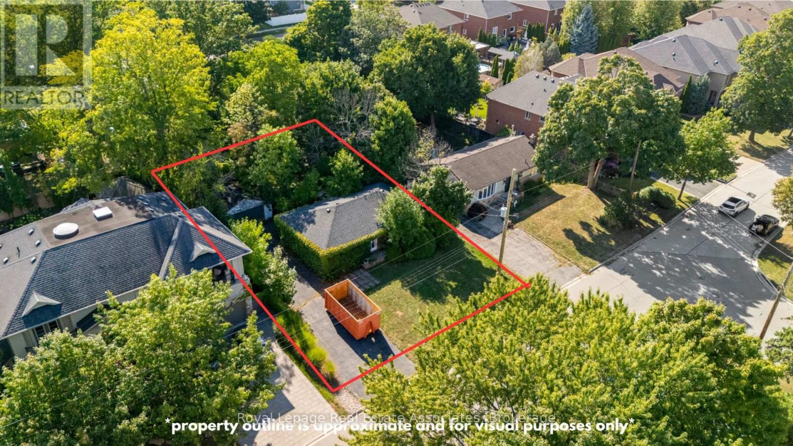 Photo 4 of 178 Boxley Road, Burlington ON