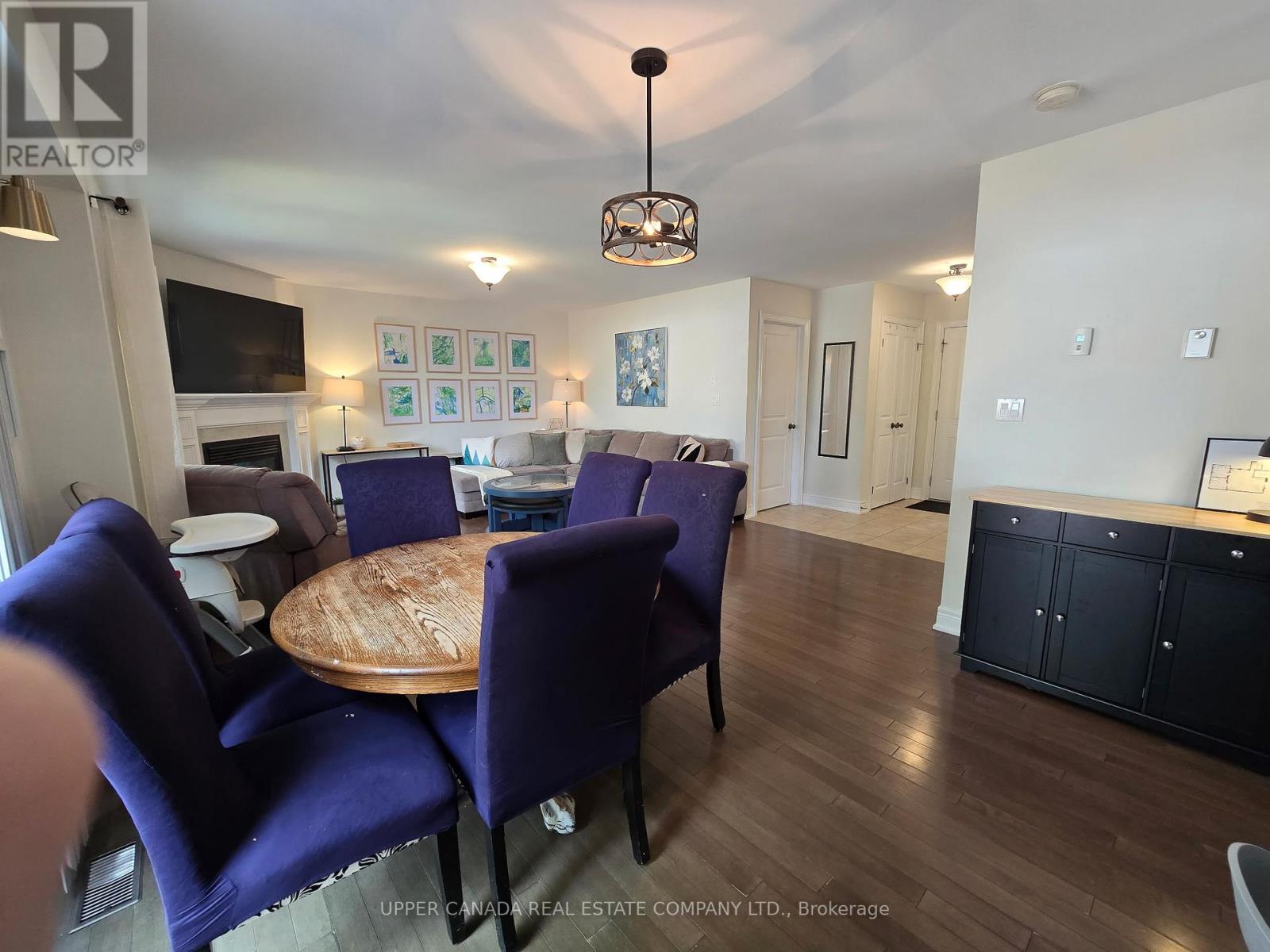 Photo 5 of 47 Elmwood Avenue N, Fort Erie ON