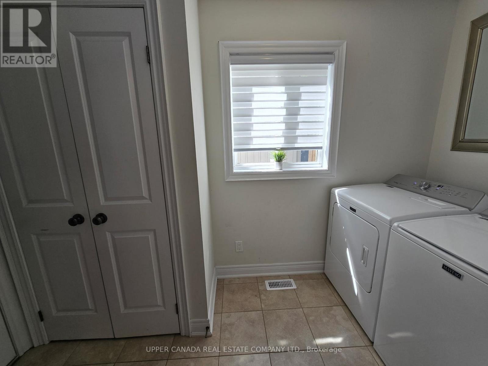 Photo 8 of 47 Elmwood Avenue N, Fort Erie ON