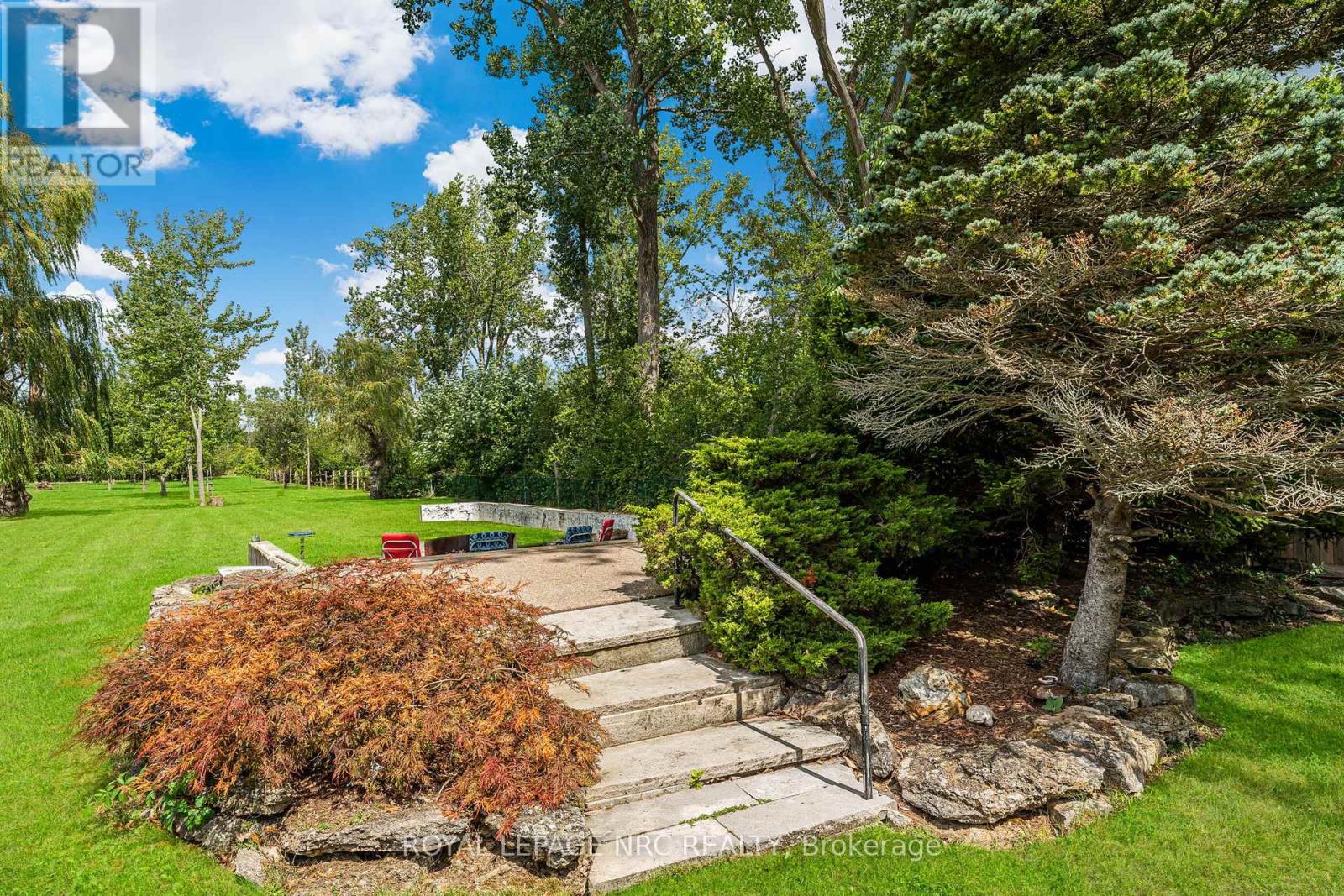 Photo 36 of 880 Edgemere Road, Fort Erie ON