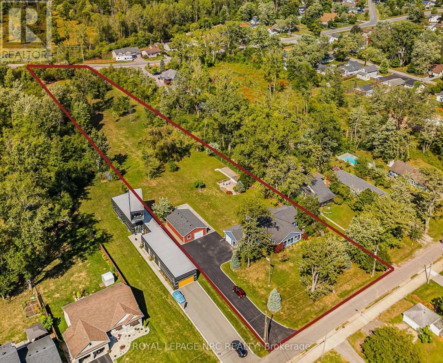 Photo 7 of 880 Edgemere Road, Fort Erie ON