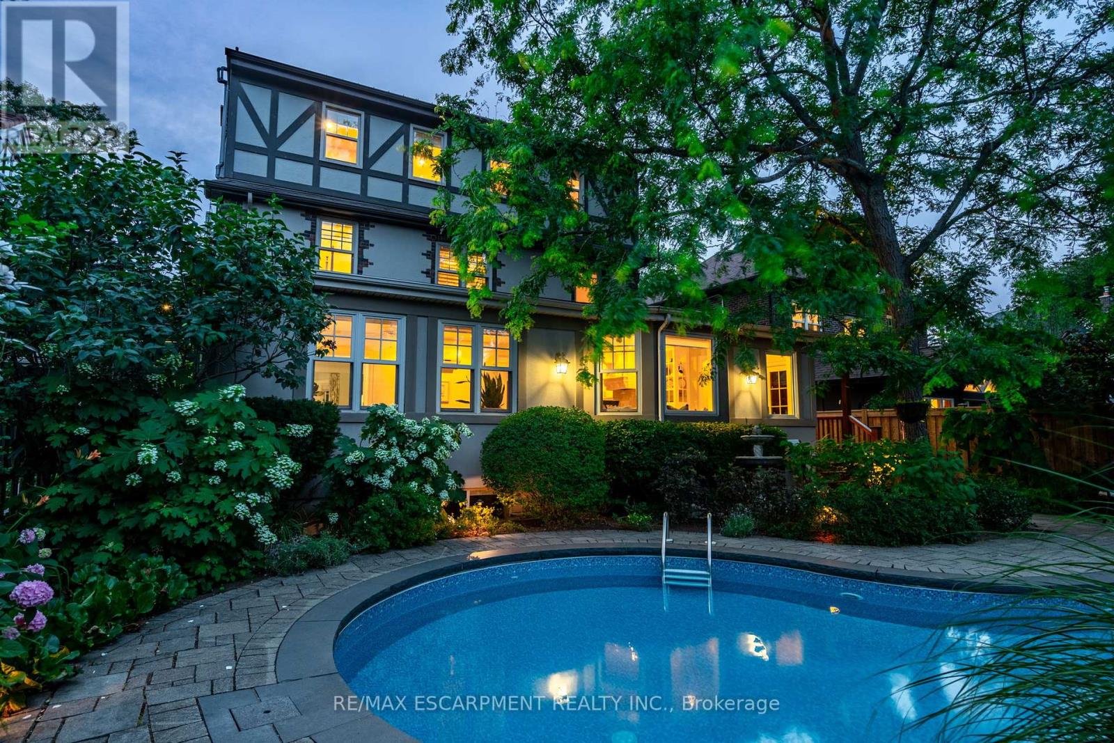 Photo 45 of 158 Dalewood Crescent, Hamilton ON