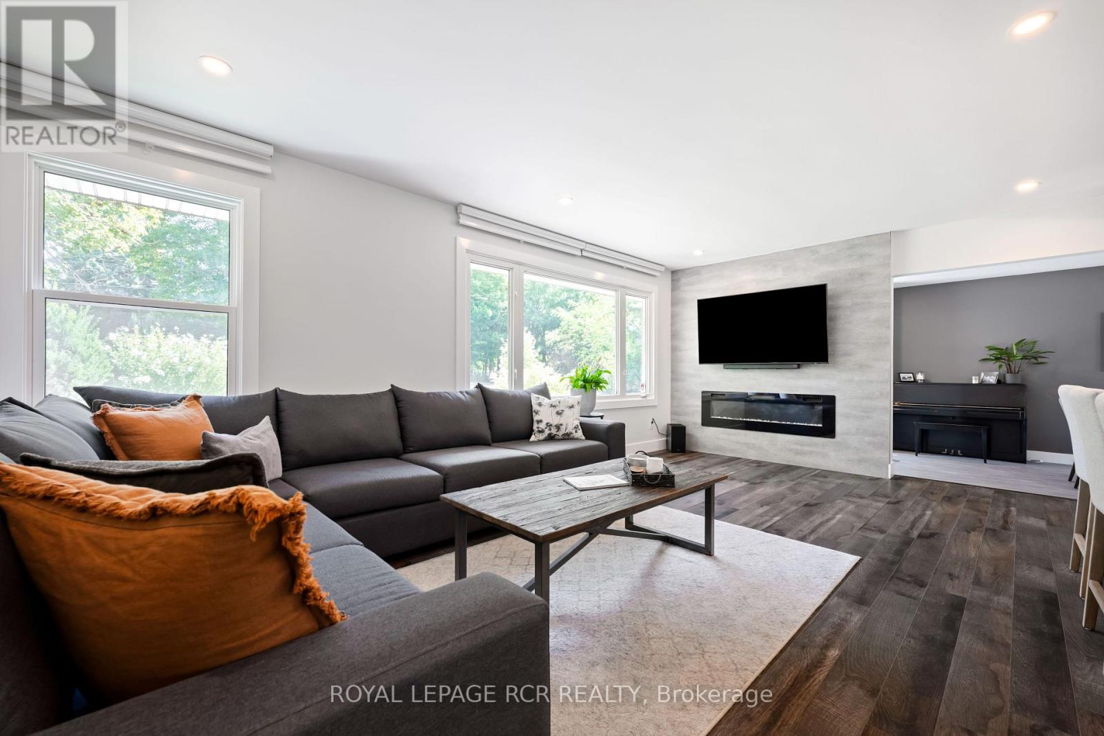 Photo 12 of 2534 Sunnidale Road, Springwater ON
