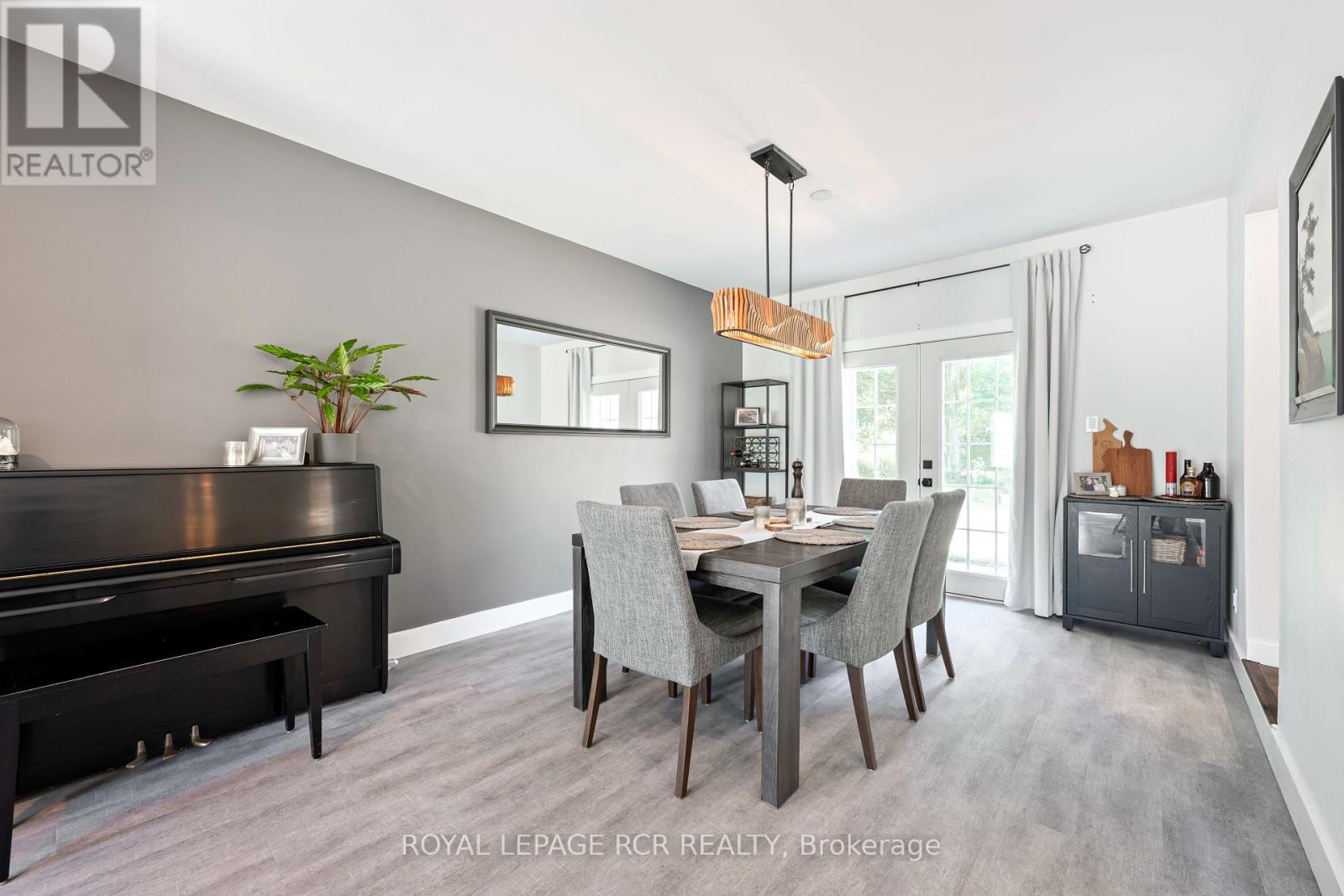 Photo 14 of 2534 Sunnidale Road, Springwater ON