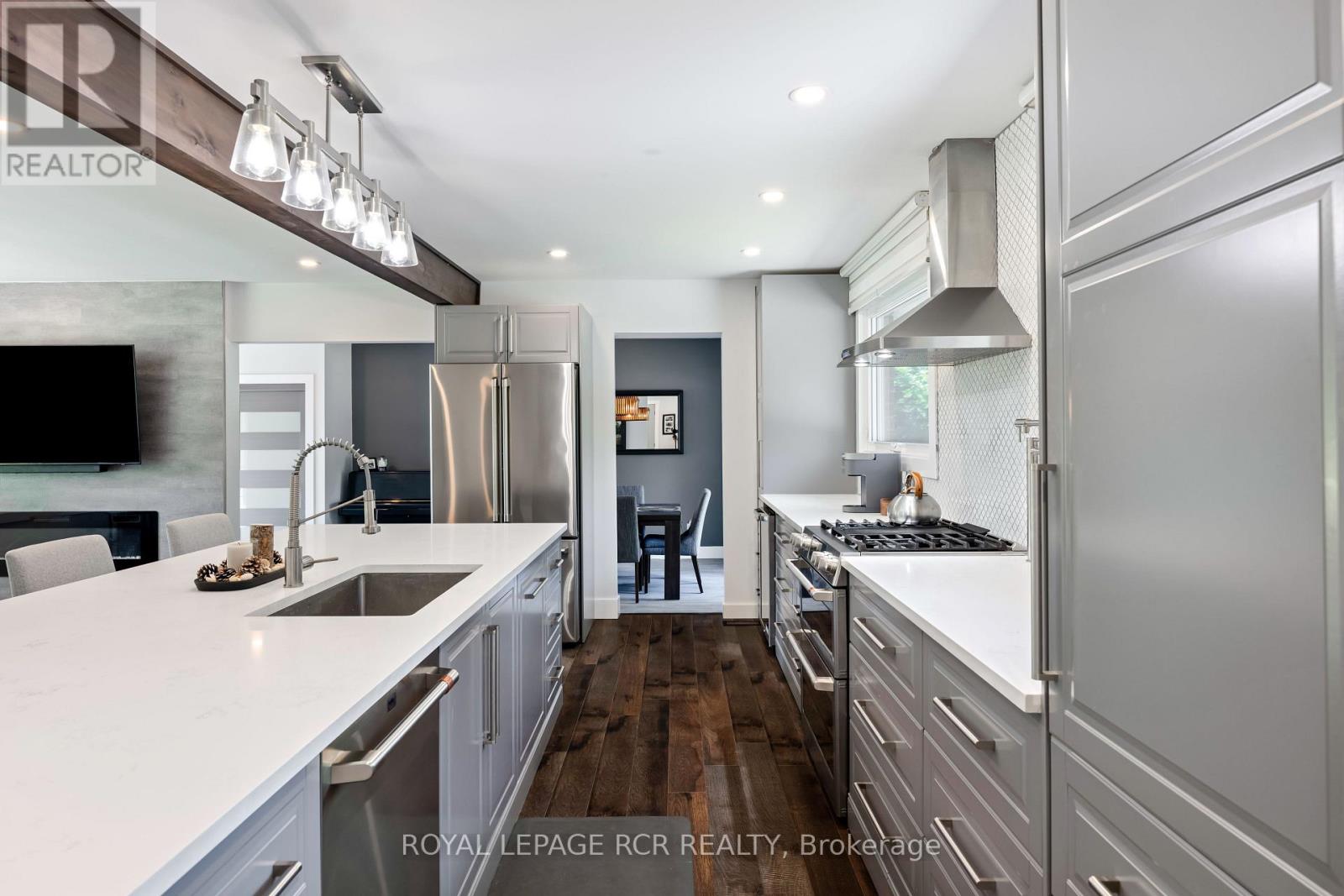 Photo 5 of 2534 Sunnidale Road, Springwater ON