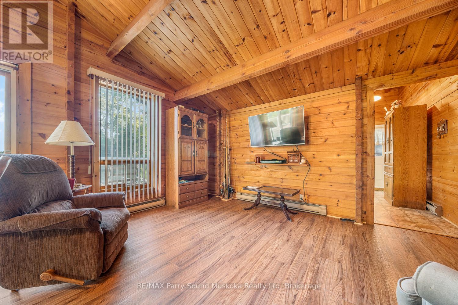 Photo 17 of 30 Old Sids Road, Seguin ON