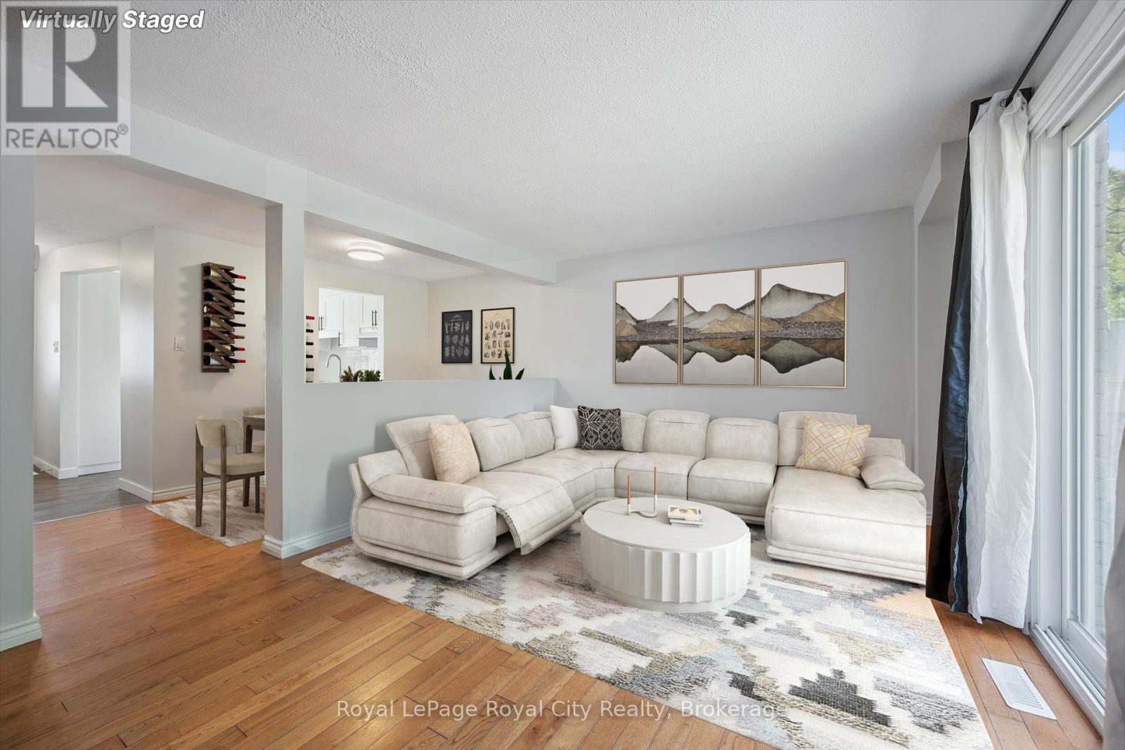 Photo 11 of 30 Leacock Avenue, Guelph ON