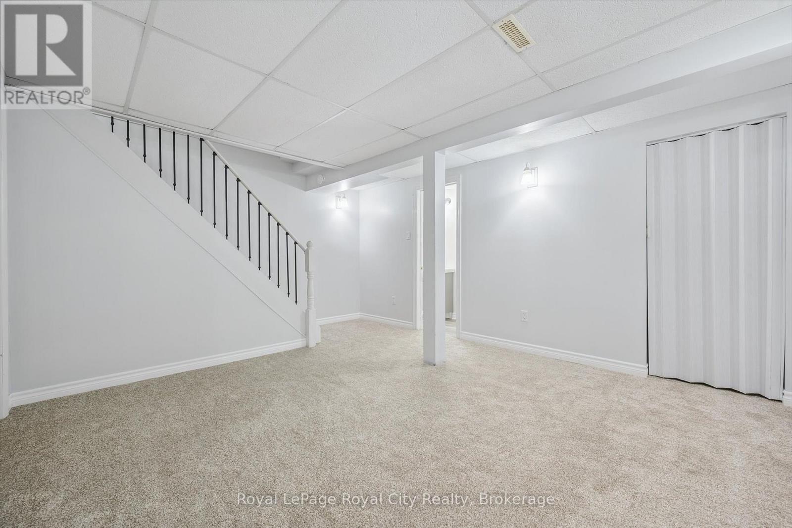 Photo 19 of 30 Leacock Avenue, Guelph ON