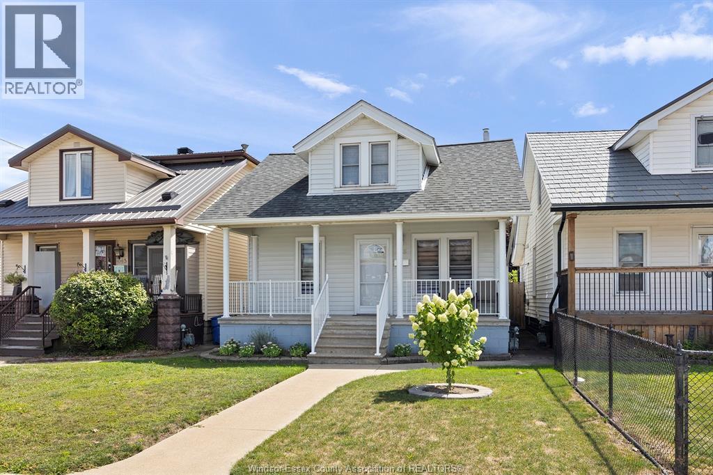 Photo 1 of 933 Hanna Street East, Windsor ON
