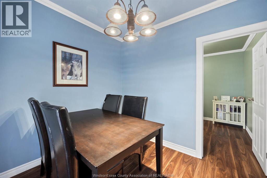 Photo 6 of 933 Hanna Street East, Windsor ON