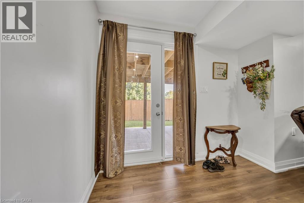Photo 33 of 317 Blair Creek Drive Drive, Kitchener ON
