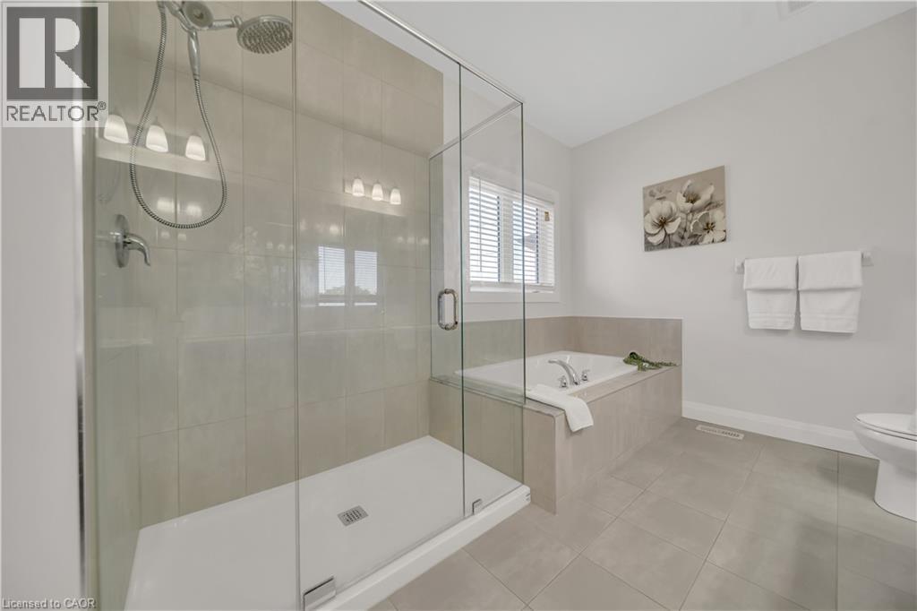 Photo 24 of 317 Blair Creek Drive Drive, Kitchener ON
