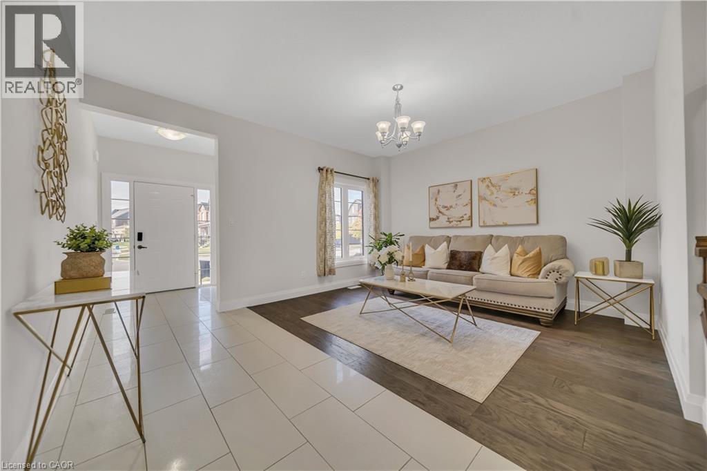 Photo 6 of 317 Blair Creek Drive Drive, Kitchener ON
