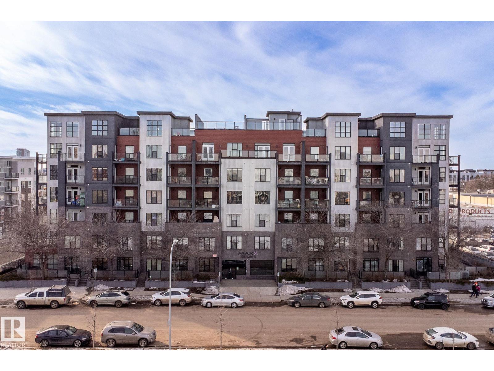 Photo 1 of 209 10518 113 St Nw, Edmonton AB