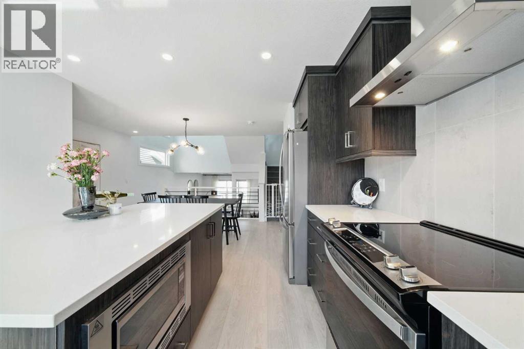 Photo 13 of 47 Edith Terrace Nw, Calgary AB