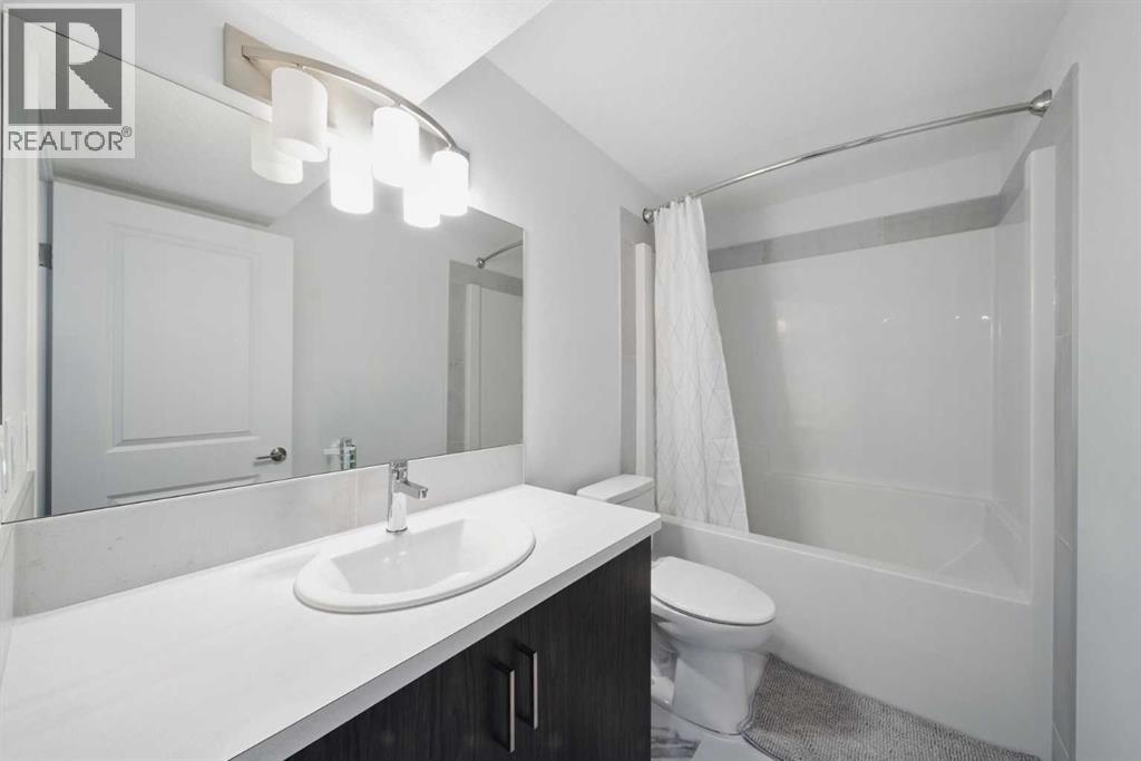 Photo 36 of 47 Edith Terrace Nw, Calgary AB