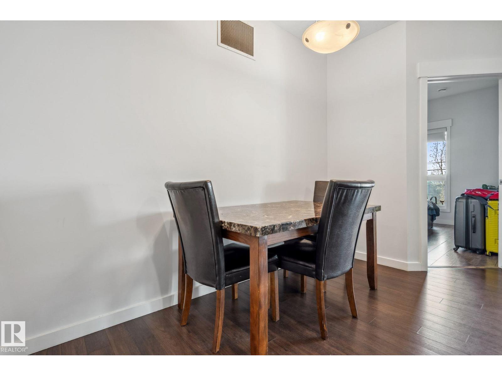 Photo 11 of 209 10518 113 St Nw, Edmonton AB