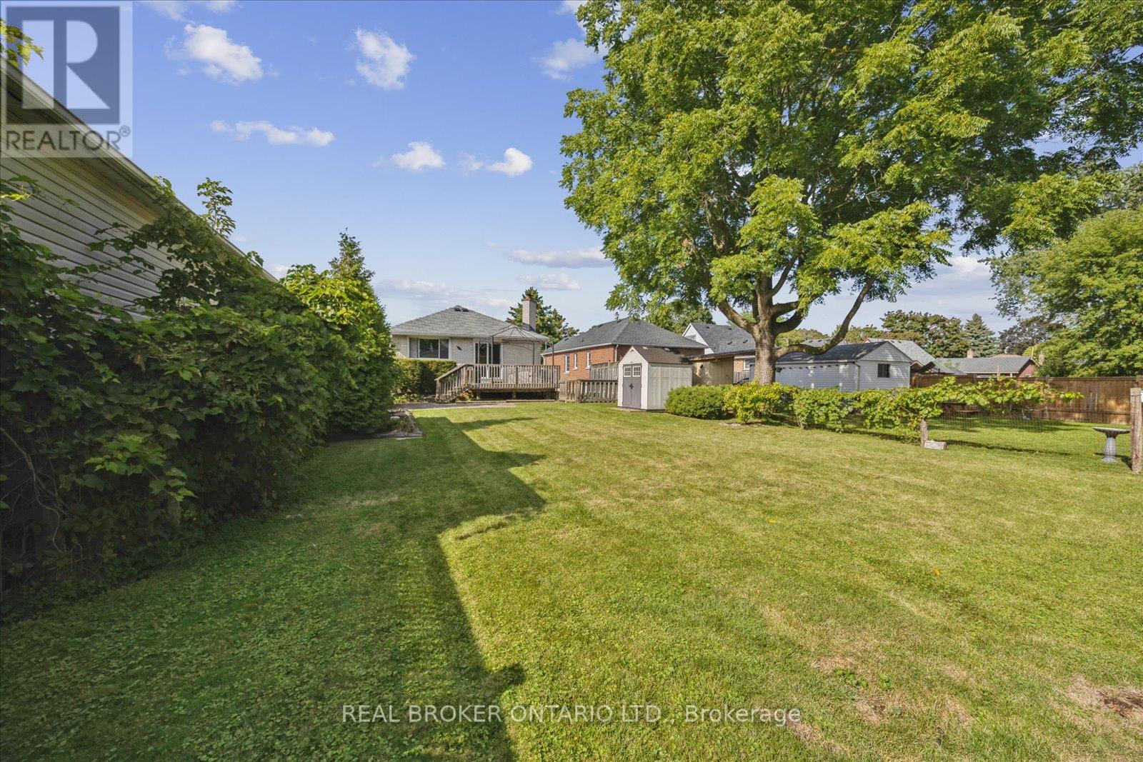 Photo 40 of 89 Pontiac Avenue, Oshawa ON