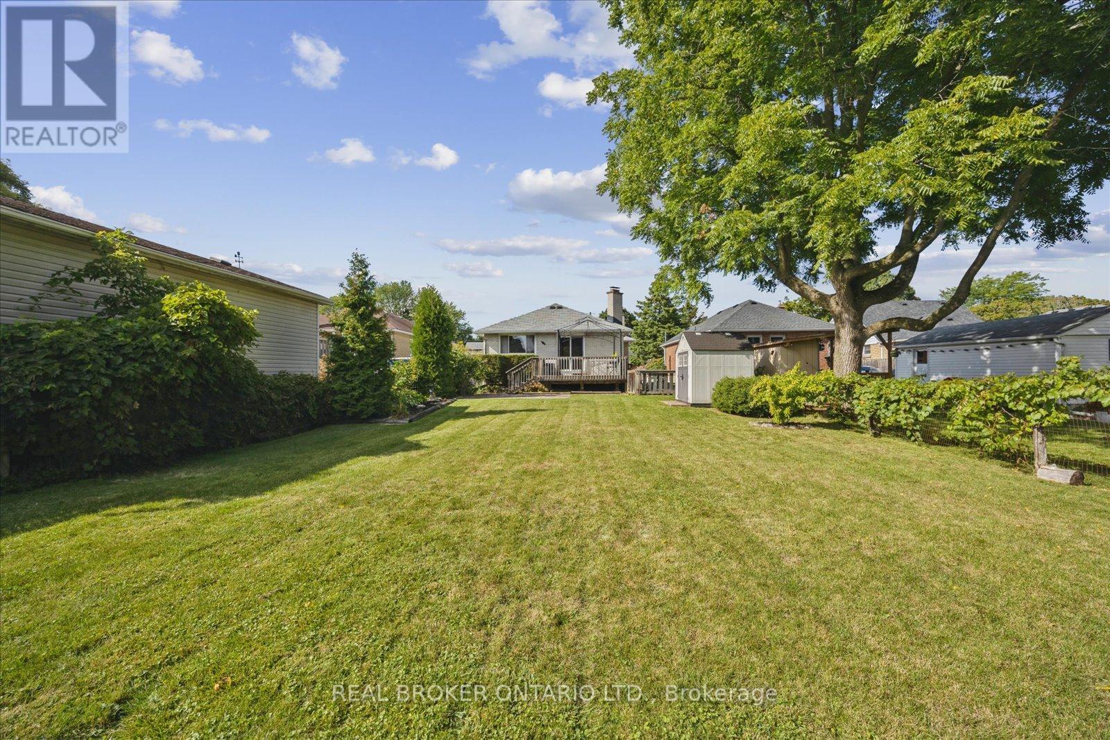 Photo 41 of 89 Pontiac Avenue, Oshawa ON