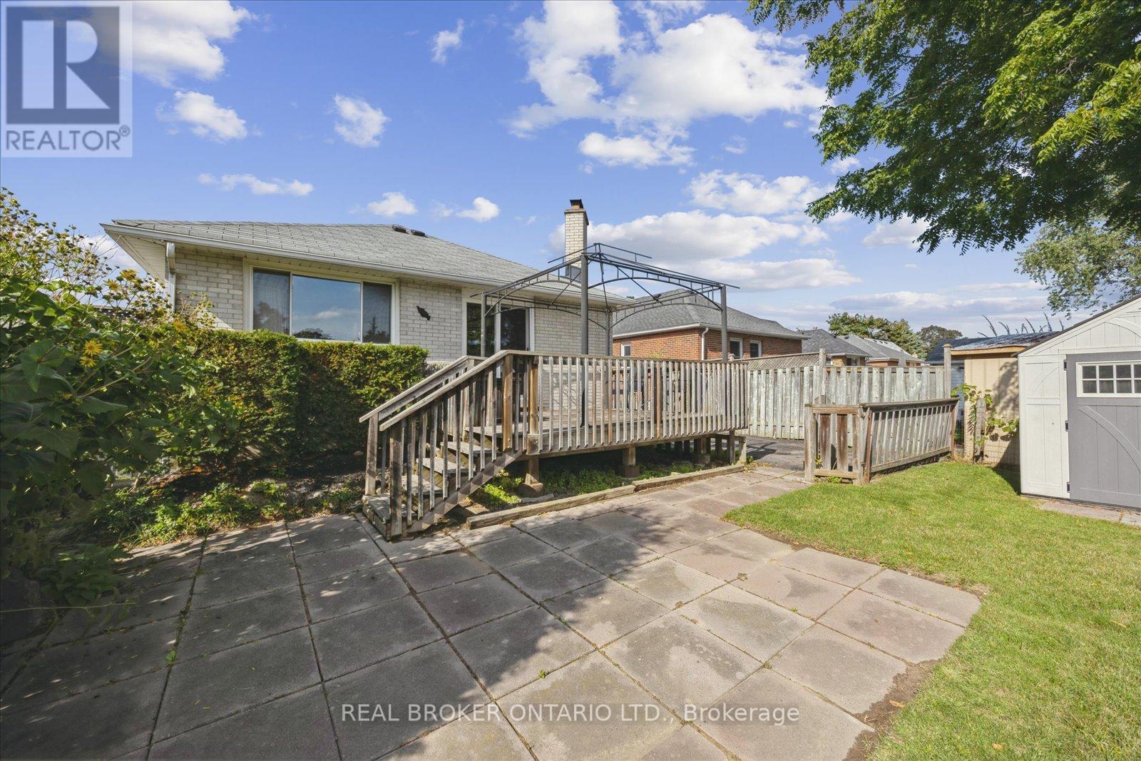 Photo 43 of 89 Pontiac Avenue, Oshawa ON