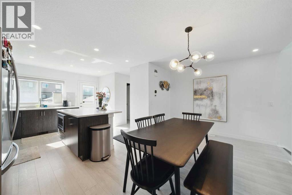 Photo 18 of 47 Edith Terrace Nw, Calgary AB