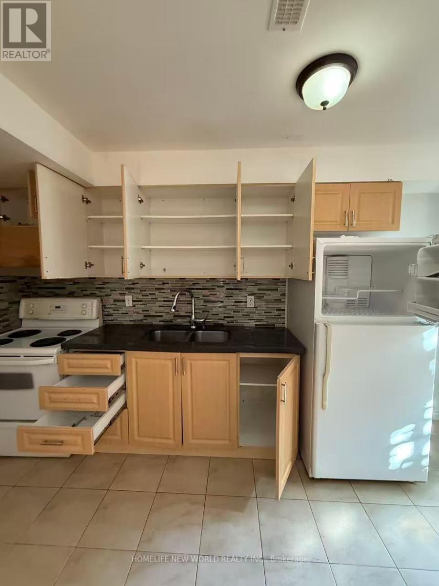 Photo 28 of 5 Rivington Avenue, Vaughan ON