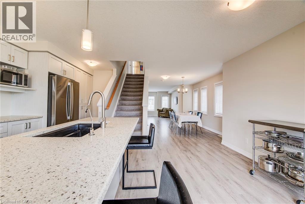 Photo 17 of 124 Ian Ormston Drive, Kitchener ON