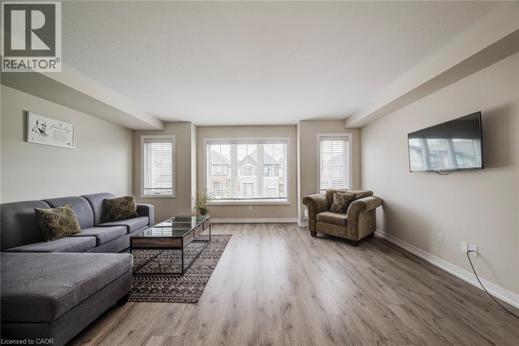 Photo 7 of 124 Ian Ormston Drive, Kitchener ON