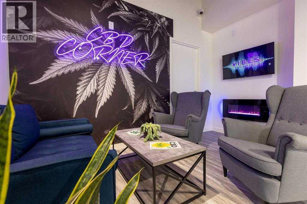 Photo 7 of 6707 Elbow Drive Sw, Calgary AB