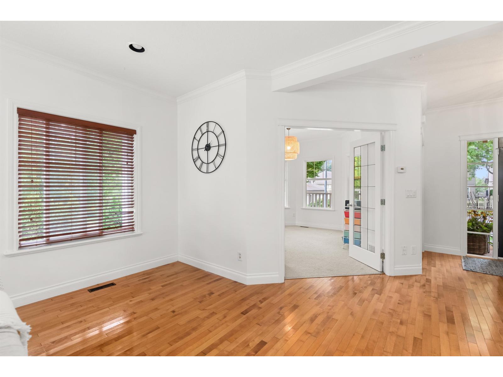 Photo 17 of 4410 Blauson Boulevard, Abbotsford BC