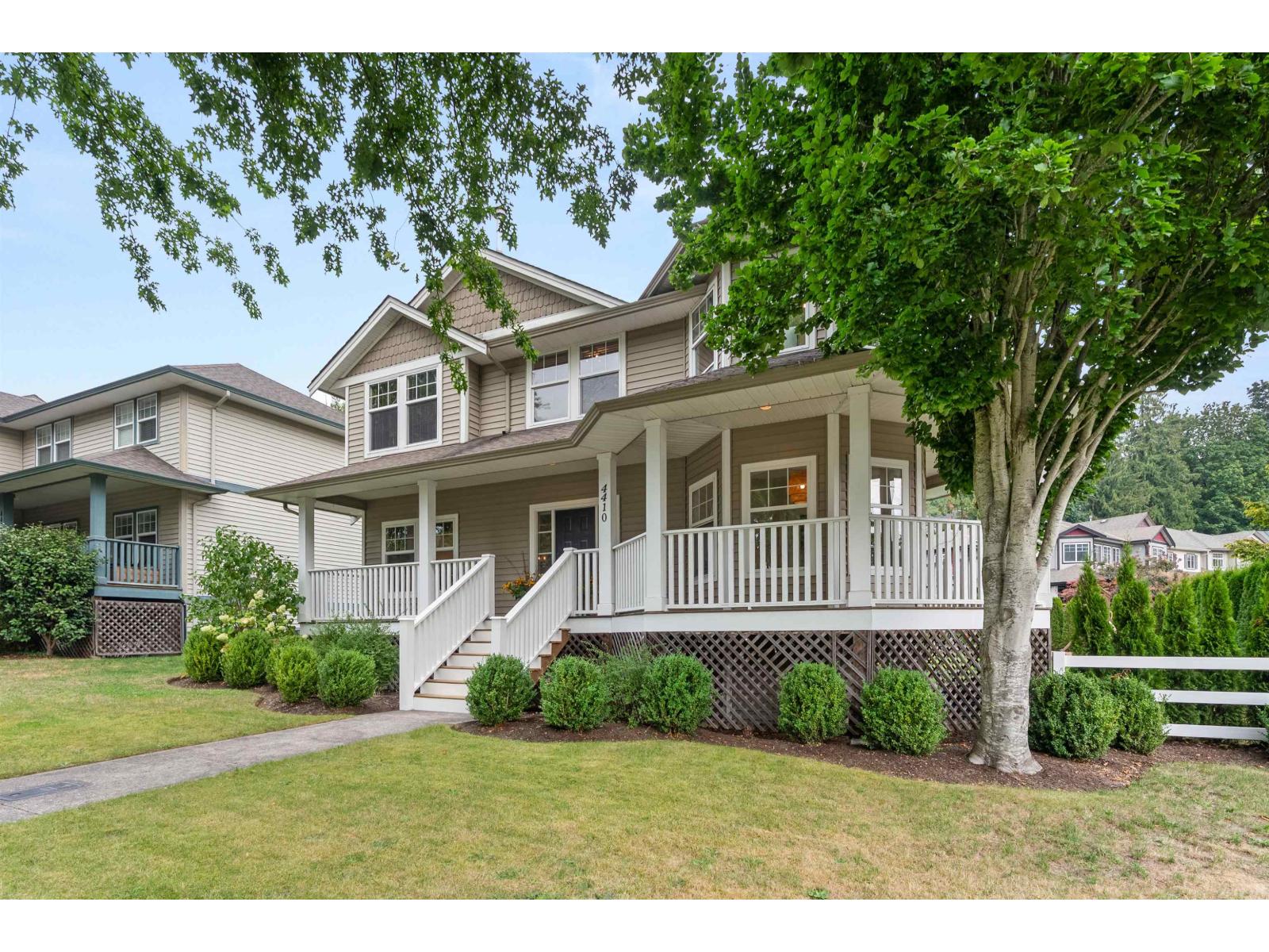 Photo 2 of 4410 Blauson Boulevard, Abbotsford BC
