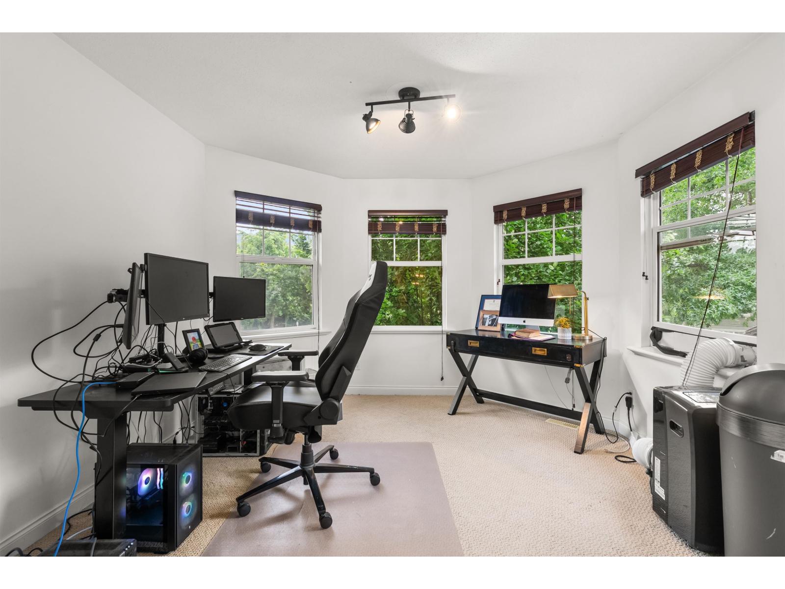 Photo 29 of 4410 Blauson Boulevard, Abbotsford BC