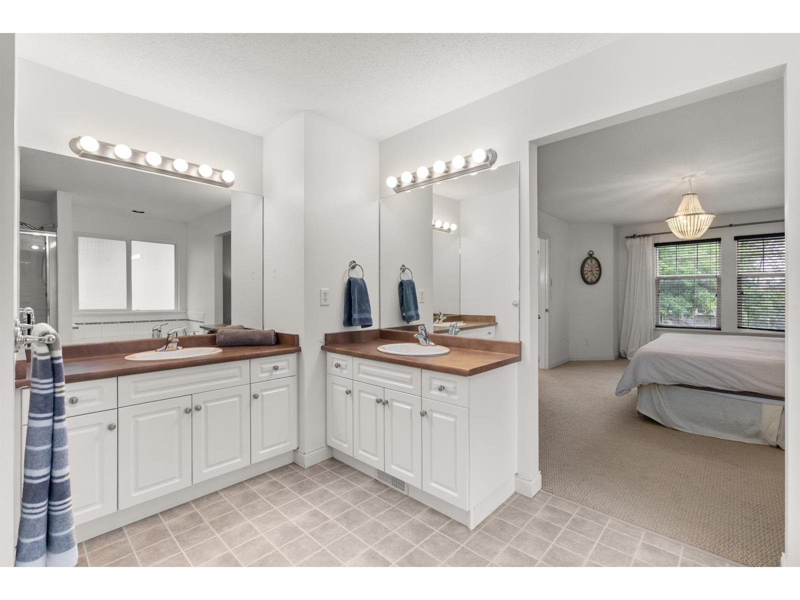 Photo 24 of 4410 Blauson Boulevard, Abbotsford BC