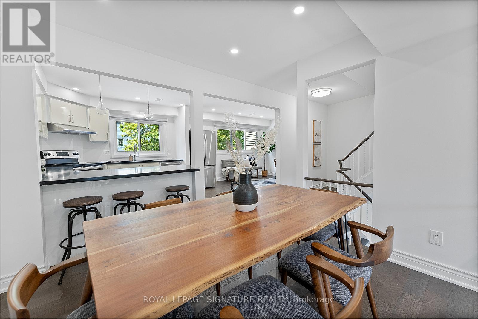 Photo 11 of 70 Jenny Wrenway, Toronto ON
