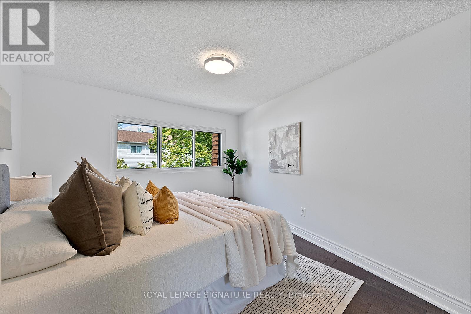Photo 28 of 70 Jenny Wrenway, Toronto ON