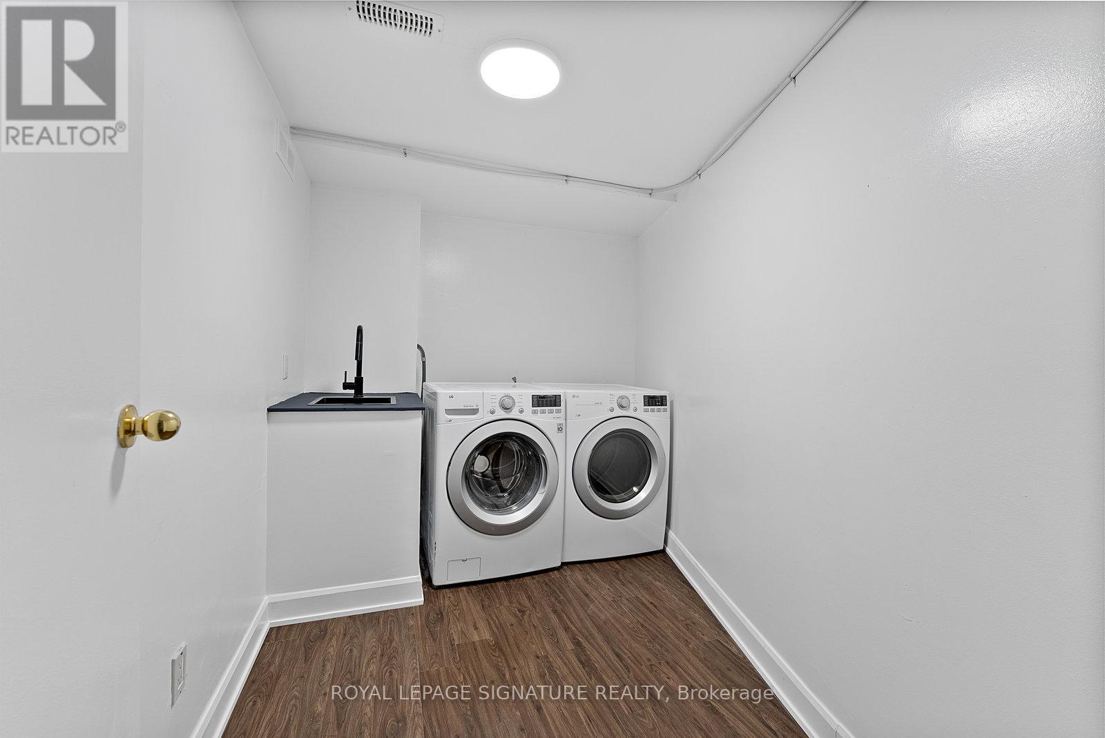 Photo 37 of 70 Jenny Wrenway, Toronto ON