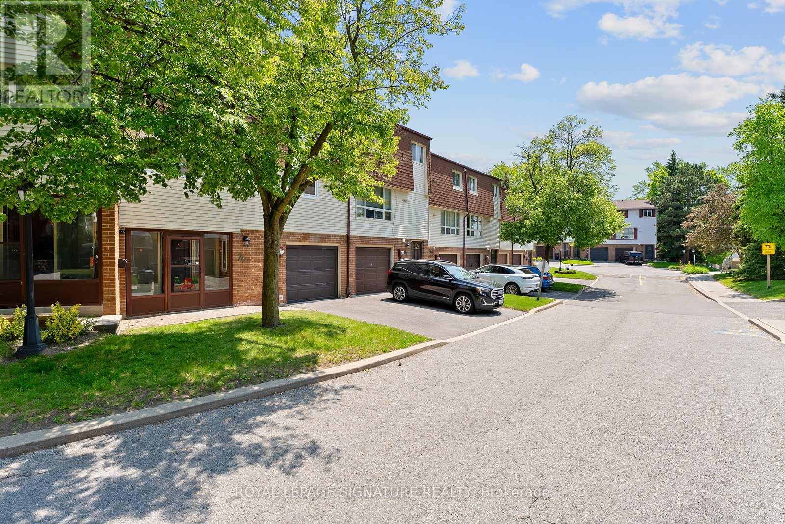Photo 43 of 70 Jenny Wrenway, Toronto ON