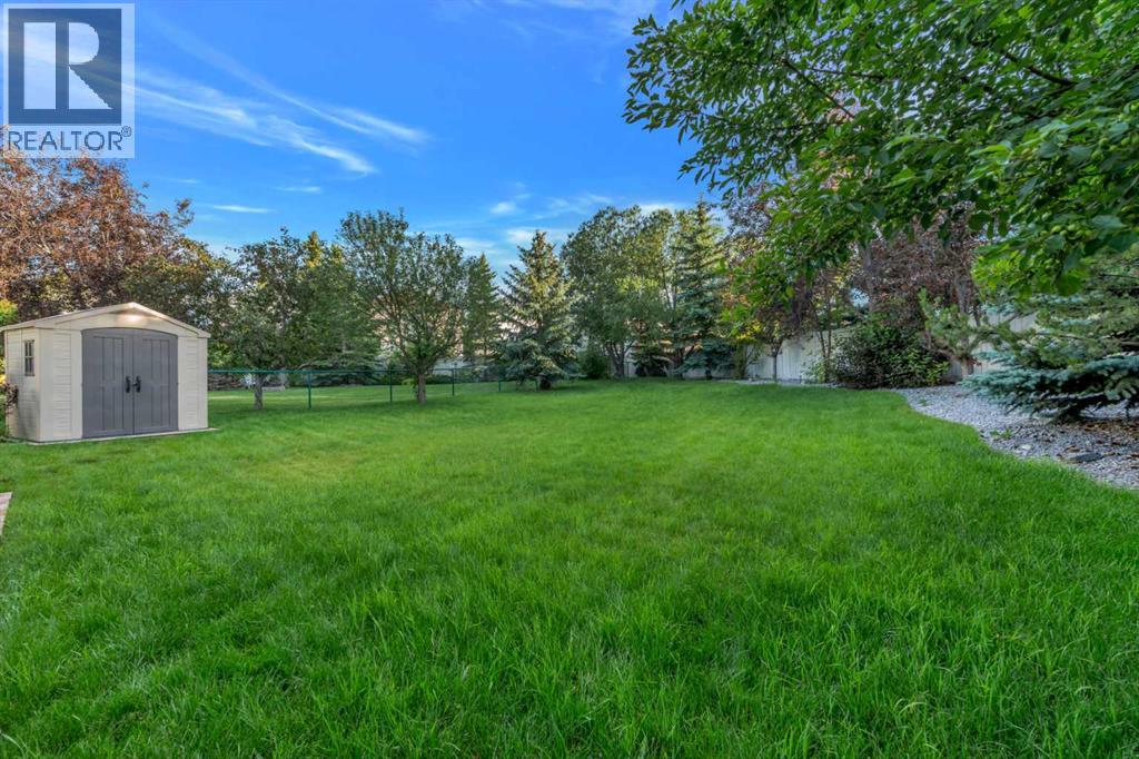 Photo 38 of 60 Citadel Peak Mews Nw, Calgary AB