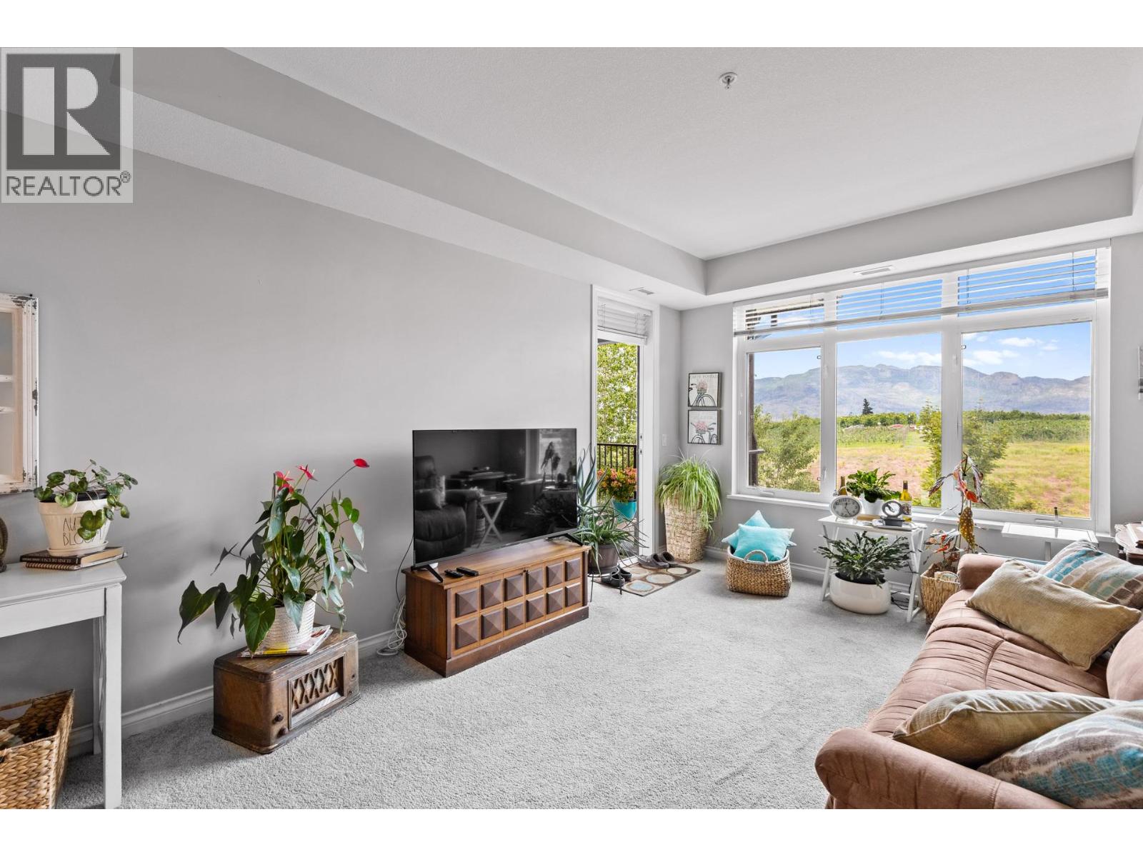 4306 3842 Old Okanagan Highway, West Kelowna