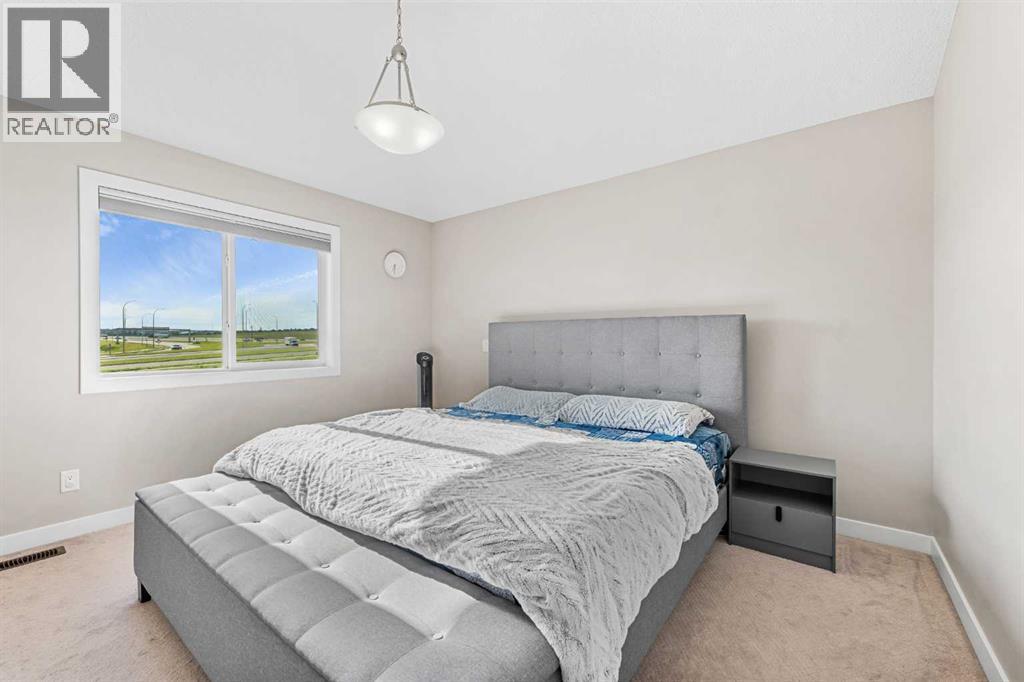 Photo 23 of 237 Panton Way Nw, Calgary AB