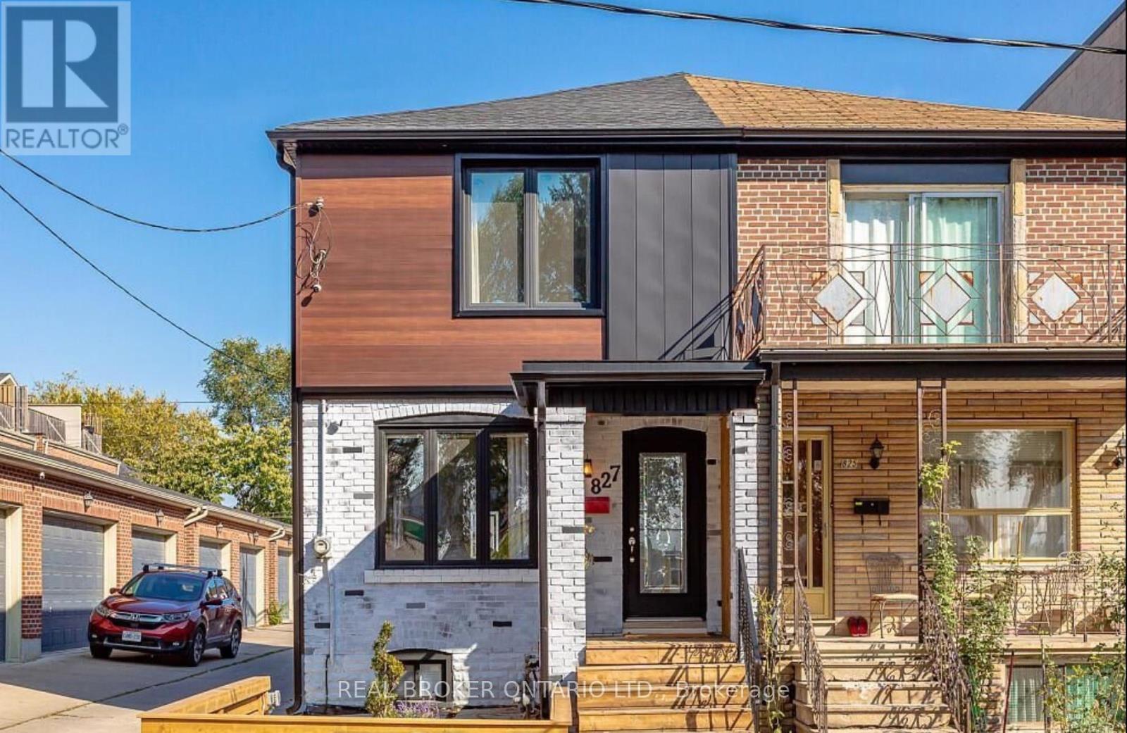 Photo 2 of Lower Level 827 St Clarens Avenue, Toronto ON