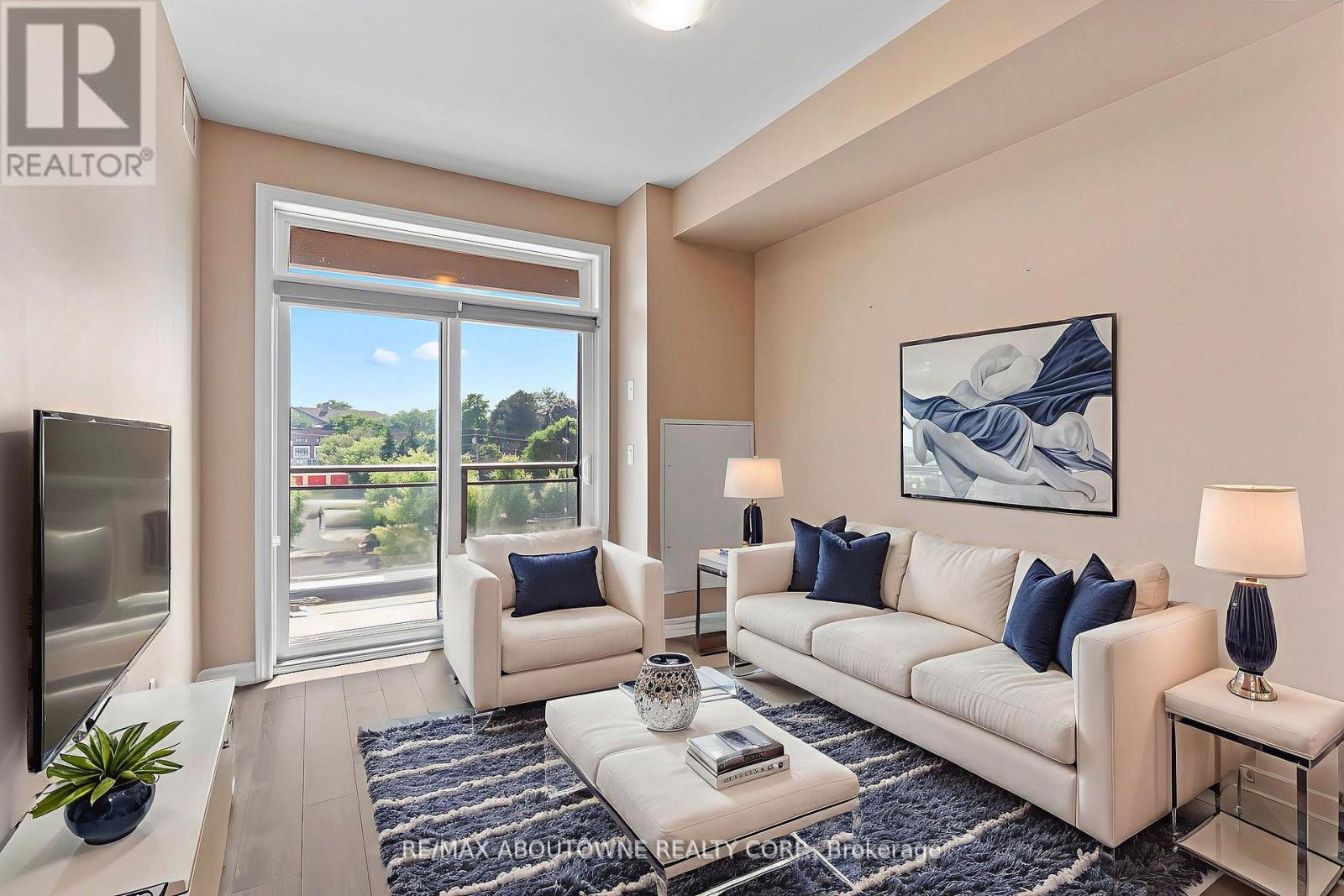 Photo 16 of 322 457 Plains Road E, Burlington ON